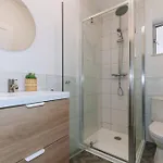 Centrally Located & Spacious 4bd House- St Kevin's Apartamento *