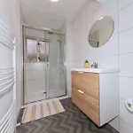 Centrally Located & Spacious 4bd House- St Kevin's Apartamento Dublín