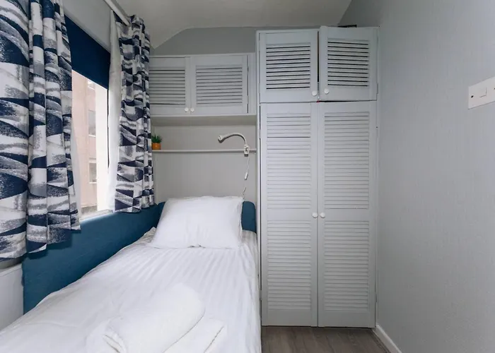 Centrally Located & Spacious 4bd House- St Kevin's * Дублин